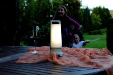 LUTEC 6904101337 DRAGONFLY přenosné solární LED svítidlo 1,2W 4000K IP54 světla šedá