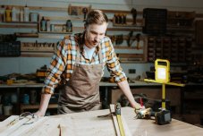 SYLVANIA 0090001 SylWork exteriérový reflektor LED 45W 5000lm 4000K IP65 žlutá