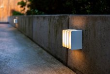 LUTEC 5289401469 GRIDY exteriérové nástěnné svítidlo LED 14,5W/700lm 3000K IP54 bílá