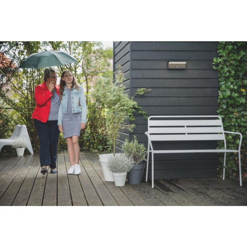 Philips 16484/93/P0 Bustan IR LED 2700K nástenné svietidlo so senzorom 9W=1000lm IP44