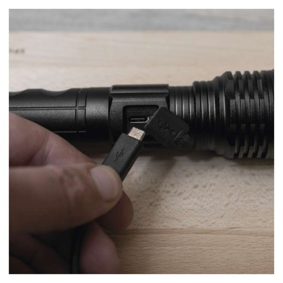 EMOS P3116 LED nabíjecí ruční svítilna 600lm Li-Ion 18650 nebo 3× AAA USB C IP44 černá