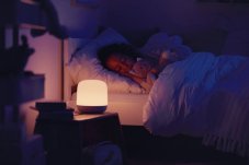 Philips WiZ Portable 8719514551718 Hero stolní lampička LED 9W/620lm  2200-6500K RGB bílá stmívatelné