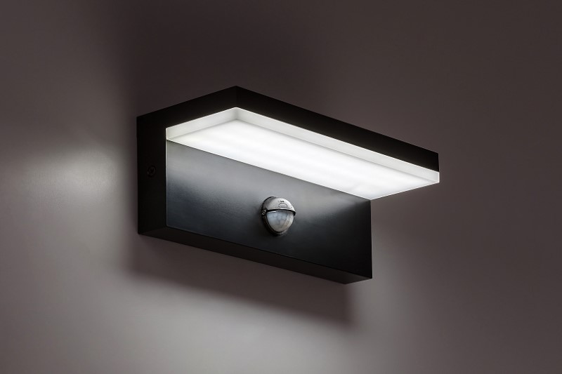 RABALUX 77115 Zaragoza vonkajšie nástenné svietidlo so senzorom LED 9W/800lm 2700+4000+6500K IP54 čierna