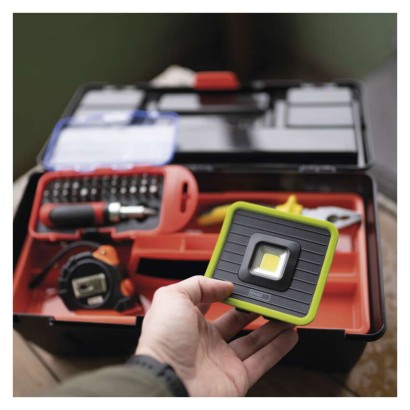 EMOS P4539 LED nabíjecí pracovní svítilna 1000lm Li-Ion USB C IP44 černo-zelená