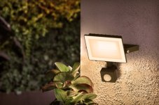 Philips 8720169365186 Lois exteriérový reflektor se senzorem LED 20W/2050lm 3000K IP65 černá