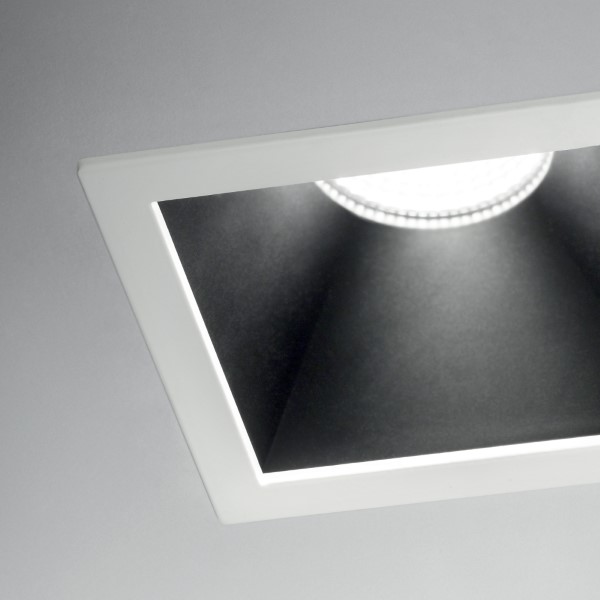 Ideal lux 192352 GAME SQUARE zápustné svietidlo 84x84 mm LED 11W 950/660lm 3000K biela, čierna, UGR