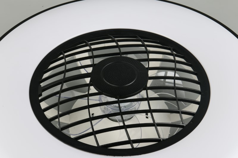 TRIO Reality R64462102 LINKÖPING stropní svítidlo s ventilátorem D590mm SMD LED 45W/5600lm 2700-6500K černá, dálkový ovladač
