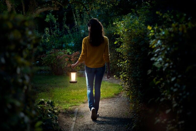 Philips 8719514443730 Cicero kempingová vonkajšia lampa/lampáš prenosná LED 3W/180lm 5000K USB IP54 čierna SOS stmievateľná