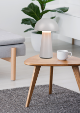 TRIO Reality R52176177 LENNON vonkajšia dekoračná dotyková lampička SMD LED 2W/180lm 3000K IP44 šedá, nabíjateľná batéria, USB