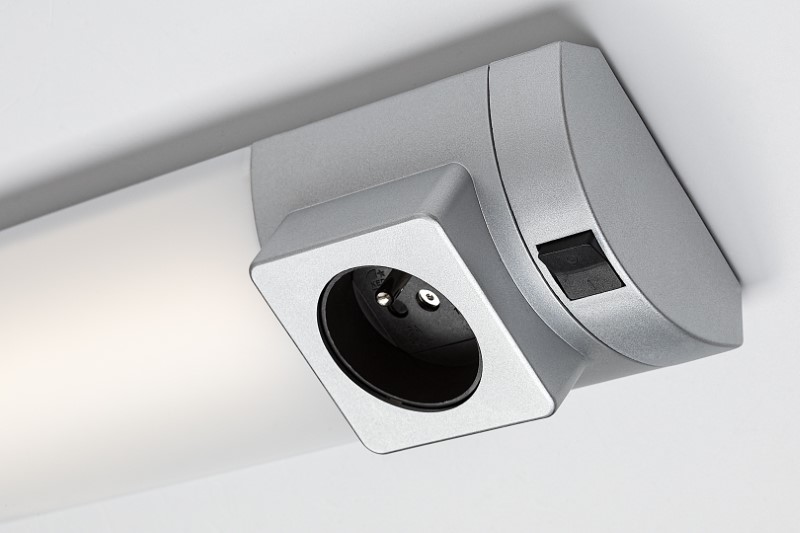 RABALUX 78039 Soft 2E svietidlo pod kuchynskú linku so zásuvkou š680mm LED 8W/450lm 4000K strieborná, biela