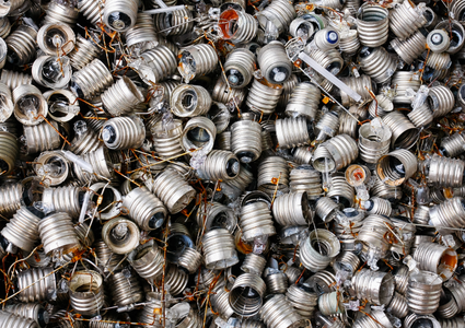 Recyklace žárovek