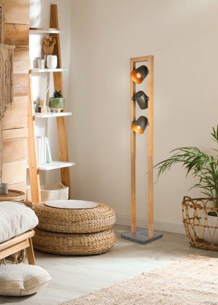 Elegantní minimalistická dřevěná stojací lampa do obývacího pokoje s přírodním dřevěným nadčasovým designem