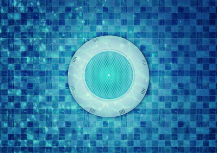 Zápustné osvětlení bazénu
